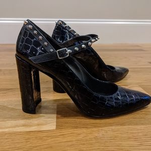 Stuart Weitzman Suchastud Heels